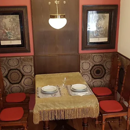 Center شقة غراتس